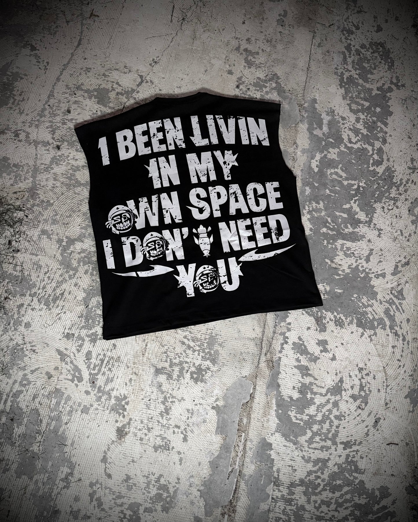 I don’t need u tee’s (sleeveless)